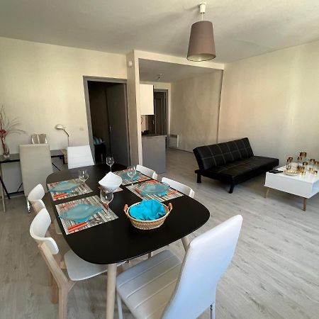 Appartement F2 Au Plein Centre Du Puy-En-Velay Le Puy-en-Velay Exterior photo